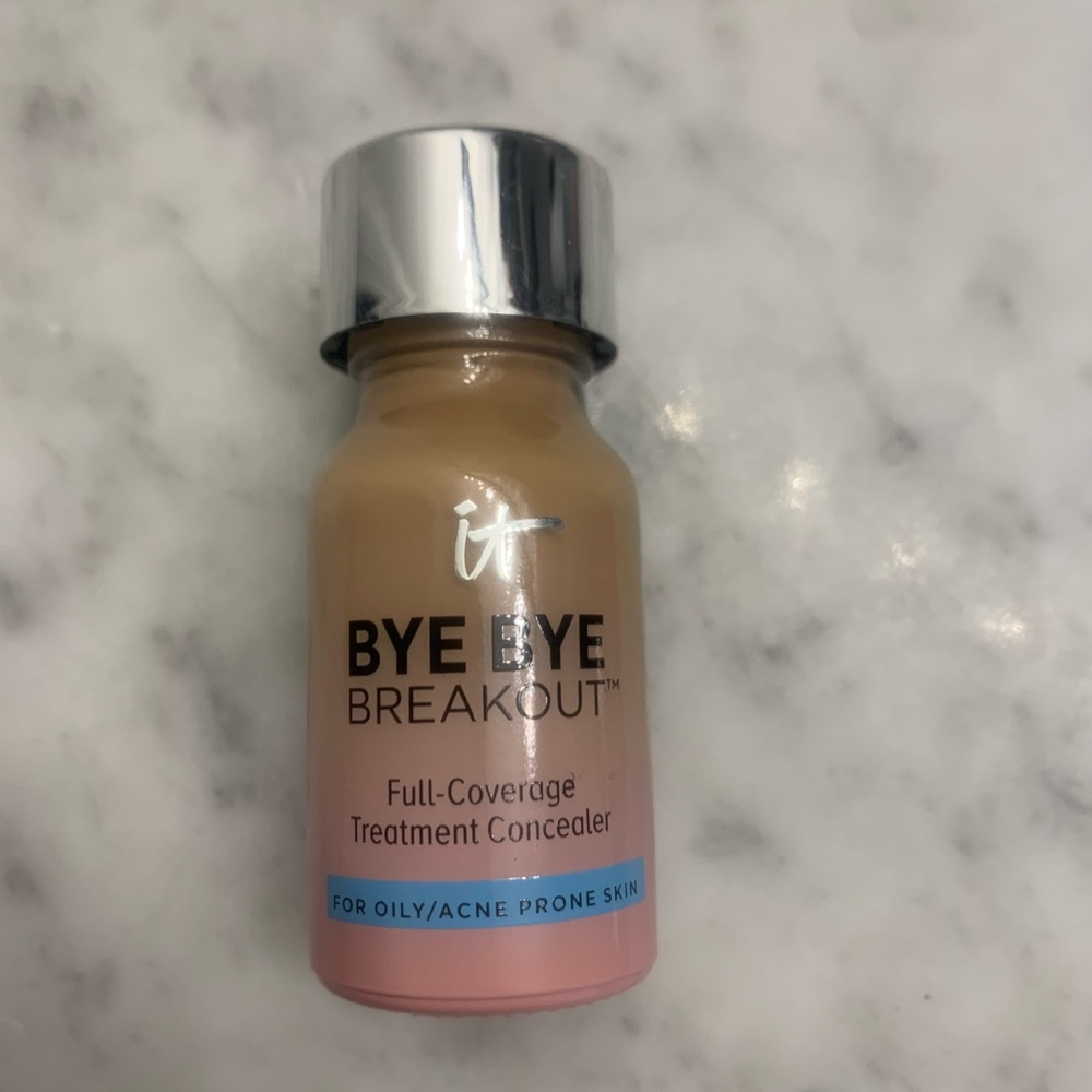 Bye bye breakout concealer